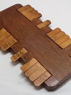 Vintage wooden Bezique used, game score counter