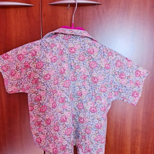 Pink floral shirt for 18-month-old girl like new