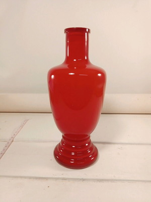 Red glass vase for single flower 20 cm new