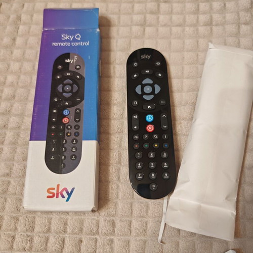 Sky Q Voice Remote Bluetooth new for Sky Q 1TB 2TB Mini