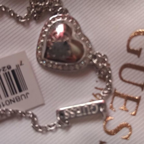 Guess stainless steel heart pendant necklace new, silver