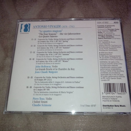 Vivaldi The Four Seasons CD like new, classical music Sony Essential Classics