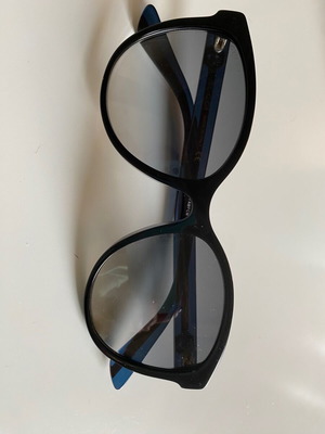 Gucci ηλίου γυαλιά γυναικεία αφόρετα GG0703SK 003 μαύρο-κόκκινο