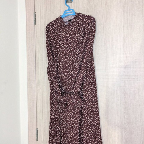 Stradivarius midi dress like new with turtleneck, size M, beige and red