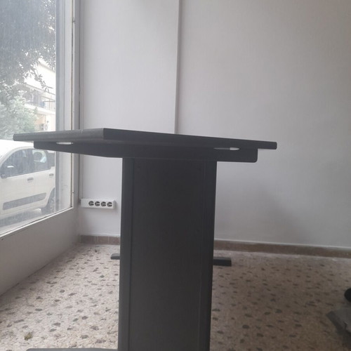 Professional desk like new, varnished wood, 1.60x0.80x0.75 m