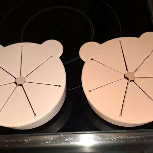 Liewood 2 silicone snack bowls new without packaging