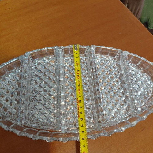 Crystal serving dish new, versatile for dips and nuts