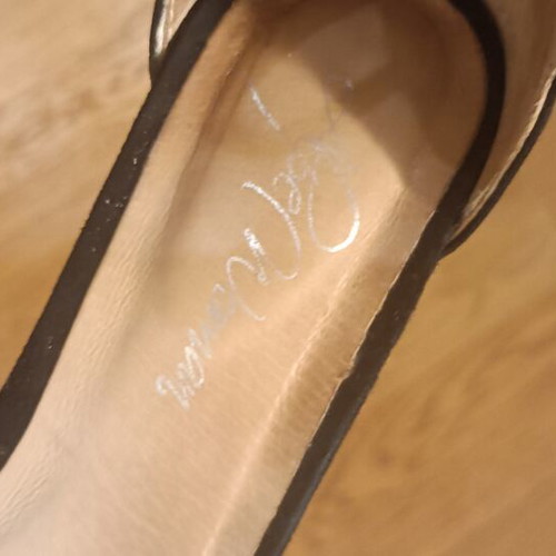 Alpe black suede sandals size 38 like new with 5cm block heel
