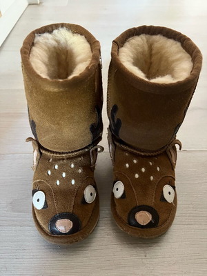 Emu Australia kids boot like new, size 25-26, beige