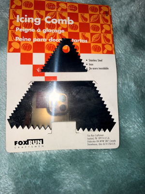 Icing comb new for cake decorating