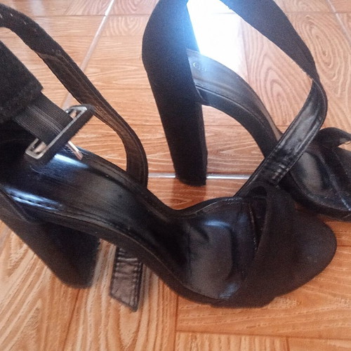 High Heeled Black Sandals used, size 38, strappy