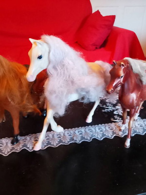Timdo collectible bone horses 1970-77 used, rare, good condition