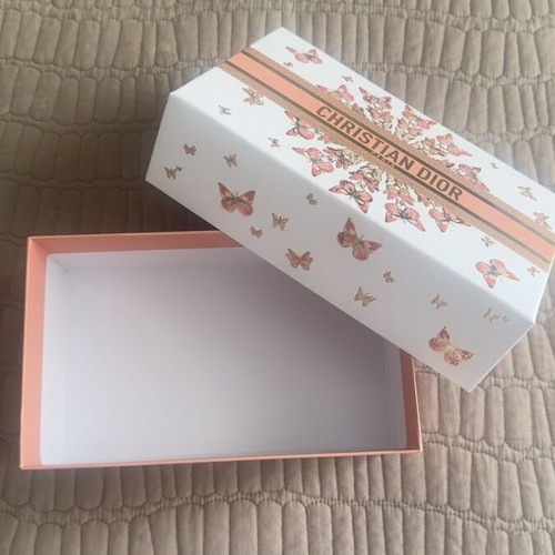 Dior box