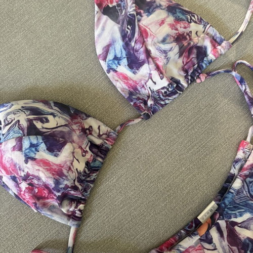 Bikini Decoro like new, colorful, sizes S and M