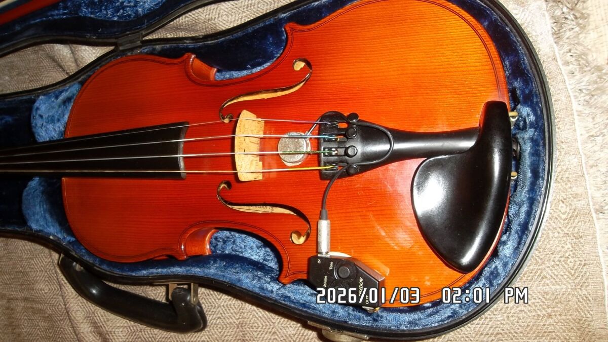 Karl Hofner 7 4/4 Violin like new with… - € 400,00 - Vendora.cy