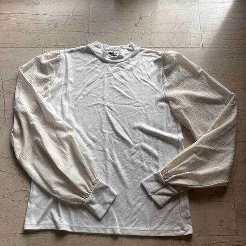 White Stradivarius blouse size XL like new with chiffon sleeves