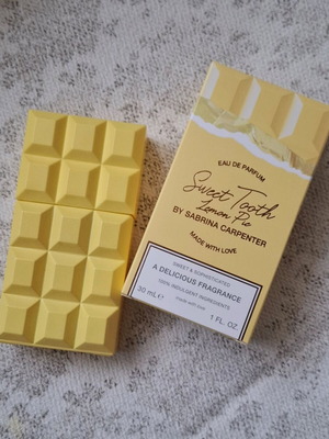 Sabrina Carpenter Lemon Pie Eau De Parfum 30ml like new