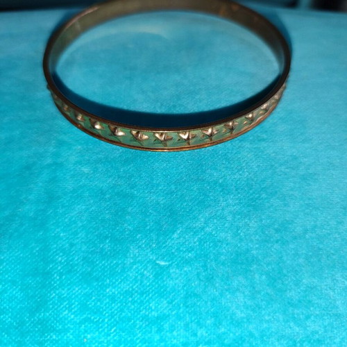 B2 bracelets like new, one with engraved stars