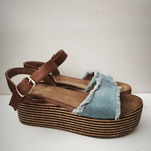 Flatform sandals Ideal Shoes like new, size 41, blue and brown