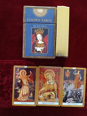 Golden Tarot deck like new with gold finish and medieval illustrations