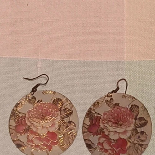 Earrings like new, multicolor