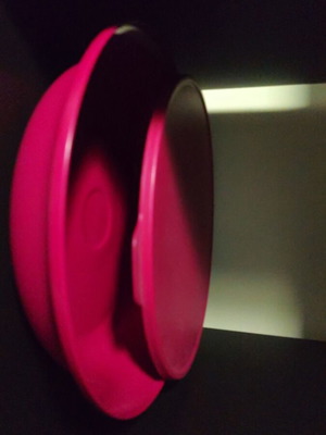 Aloxa 2-liter Tupperware platter new