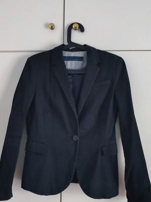 Zara women's jacket medium size like new, black