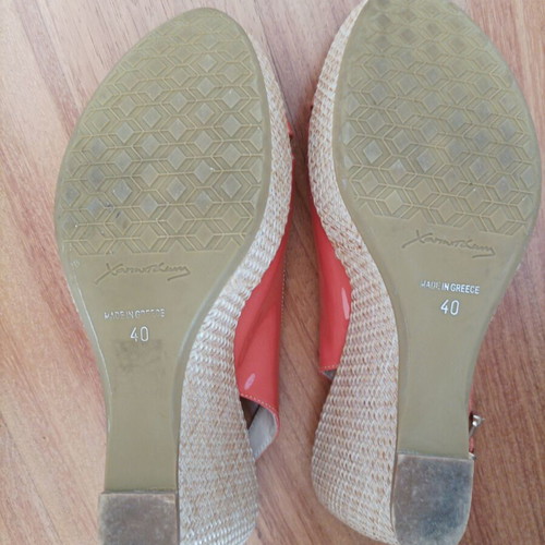 Chaniotakis platforms size 40 like new, beige pink