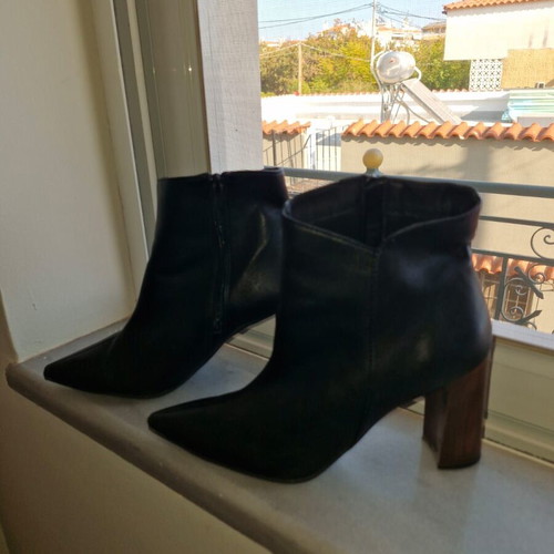 Mairiboo booties for Envie Shoes size 39 like new, black