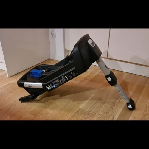 Bugaboo Turtle by Nuna baby car seat with ISOFIX base used