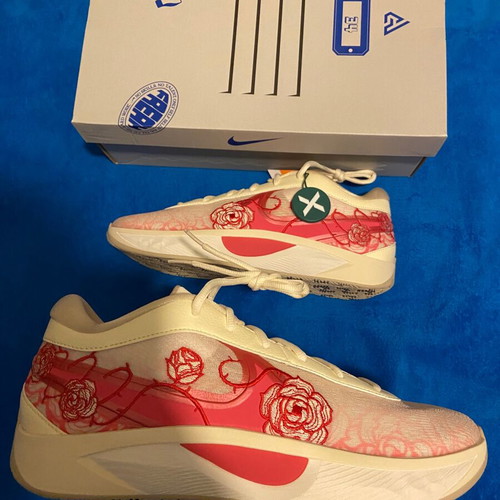 Nike Giannis Zoom Freak 6 "Roses" new athletic shoes size 44.5