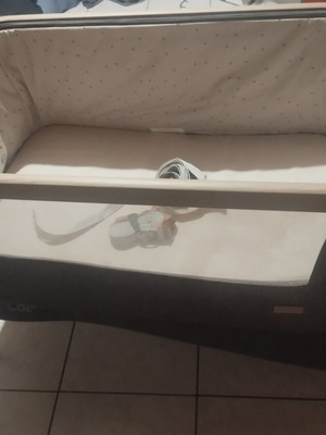 Tutri Bambini bassinet gray, used