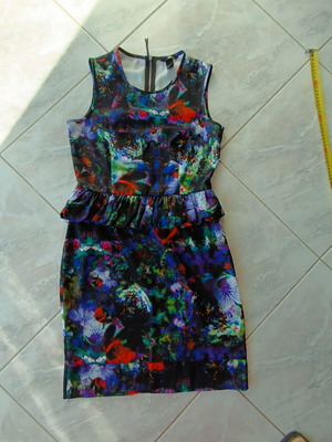 H&M summer dress medium multicolor like new