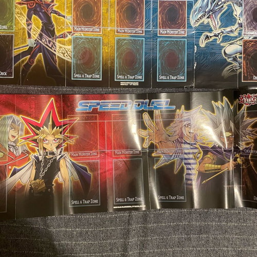 Yu-Gi-Oh Lot 60 Cards and 2 Playmats like new