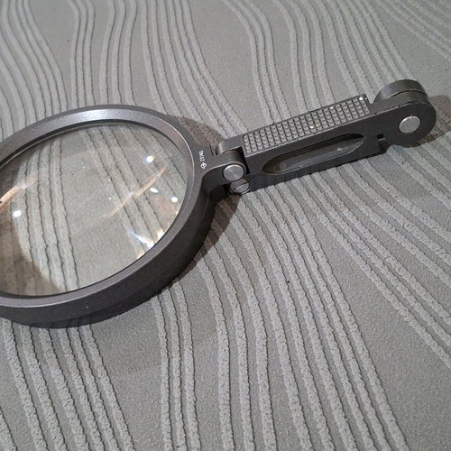 Magnifying glass USSR used with small crack