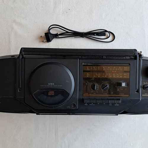 Aiwa CSD-XL205H CD Radiocassette Player used, radio and CD working