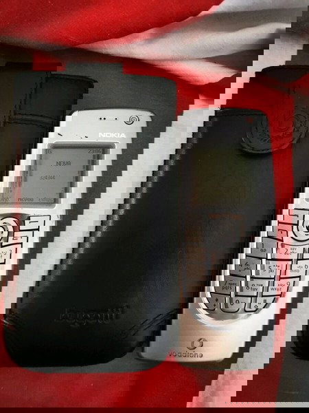 Συλλεκτικό Nokia 9300 λειτουργικό με θήκη