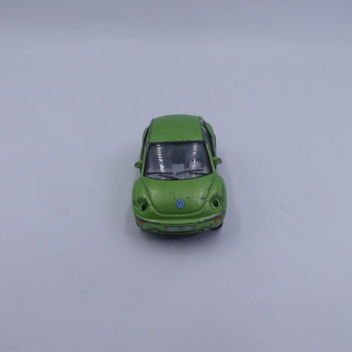 Kinsmart Volkswagen New Beetle used 1:64 green pull back toy car