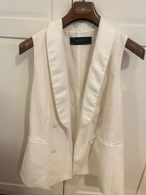 Αμάνικο blazer