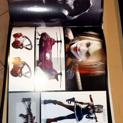 Batman Arkham Knight art book with comic issue 0