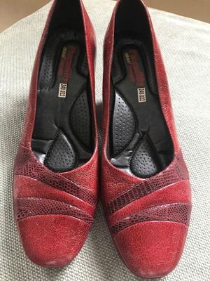 Piccadilly red pumps like new, anatomical, size 36