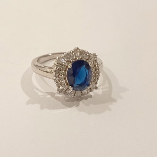 Silver ring with blue stone size 17 like new 925