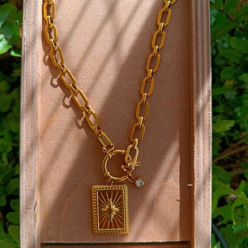 Handmade gold-colored necklace made of stainless steel new