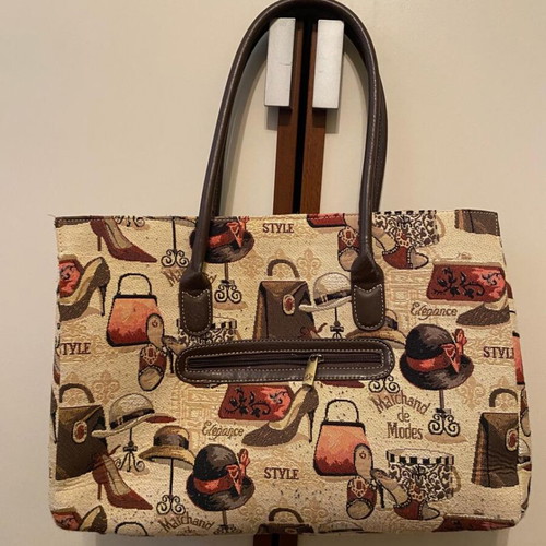 Signare Boutique Tapestry Shoulder Bag like new, multicolor