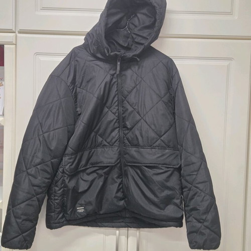 Men's jacket L like new, black with front pockets