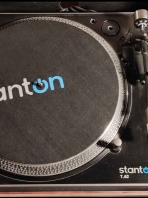 Stanton T62 Turntable like new