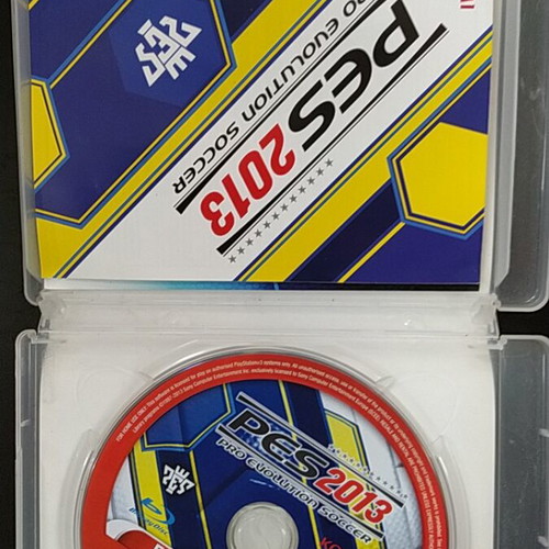 PES 2013 Essentials PlayStation 3 game like new