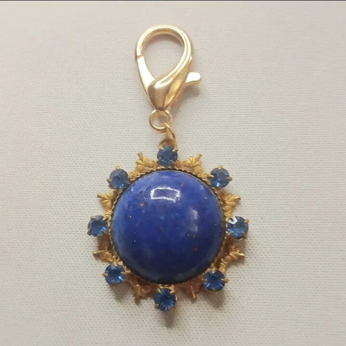Handmade magic keychain in gold and blue
