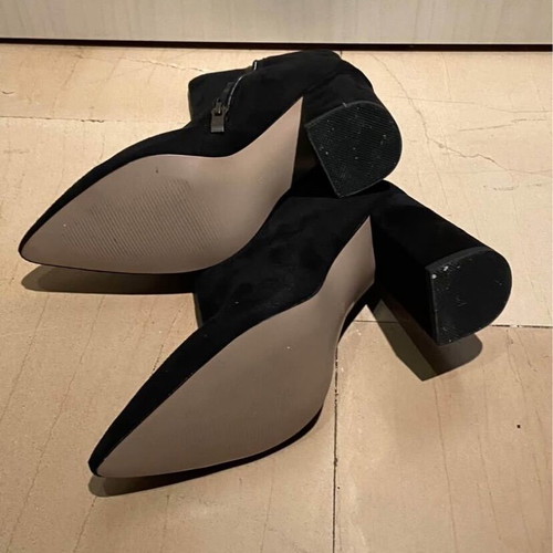 Exe black suede boots with zipper like new, size 39