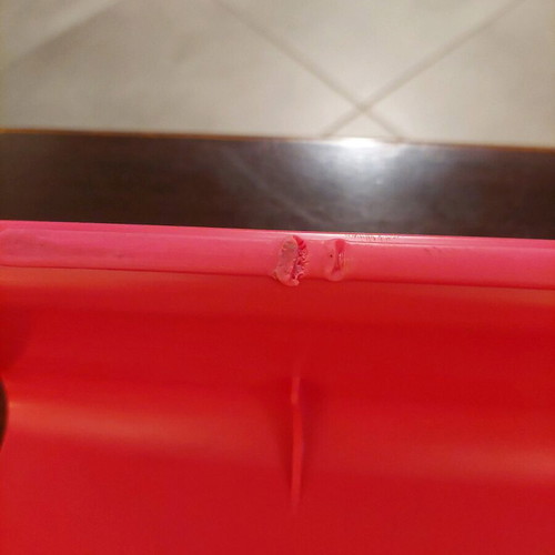 IKEA laptop stand like new, fuchsia color